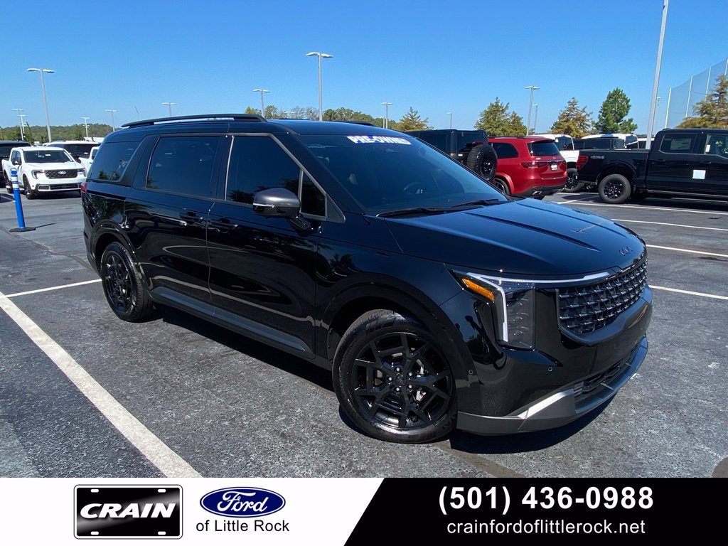 Used 2026 Kia Carnival SX w/ SX Dark Edition Package FWD image 1