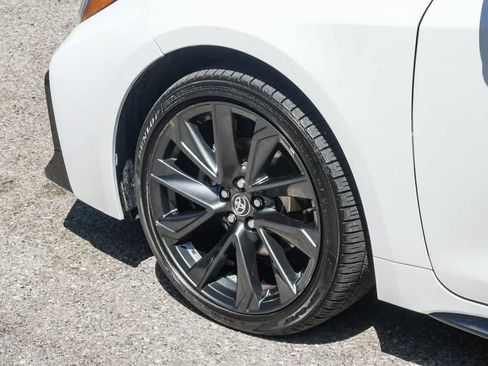 Used 2025 Toyota Corolla SE w/ Convenience Package FWD image 10