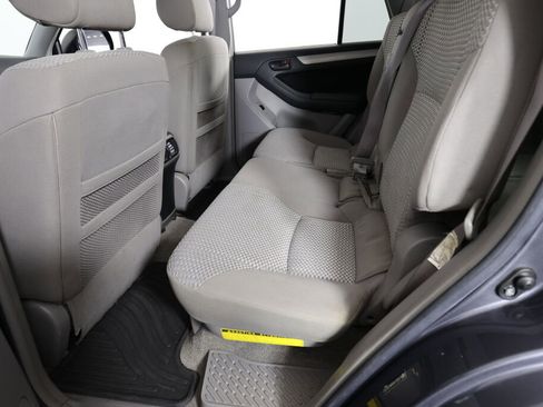 Used 2008 Toyota 4Runner SR5 AWD/4WD image 18