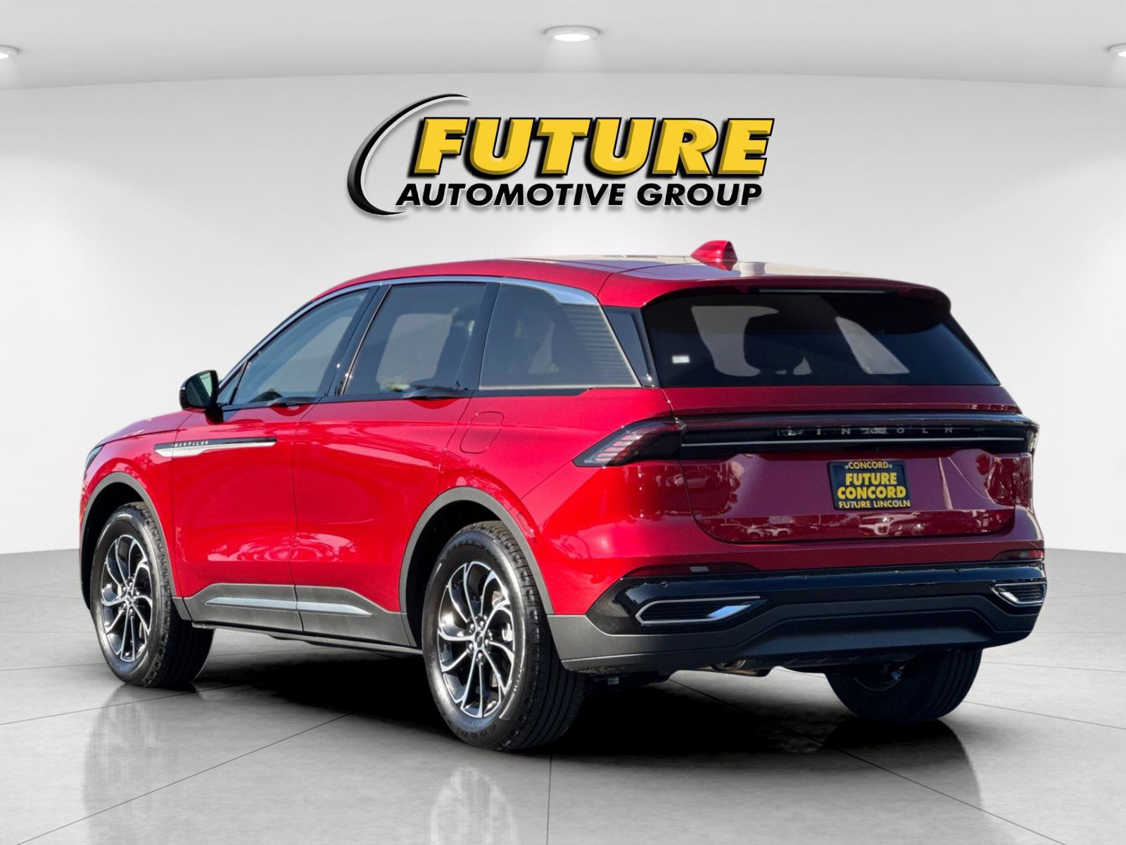 New 2026 Lincoln Nautilus Premier AWD/4WD image 5