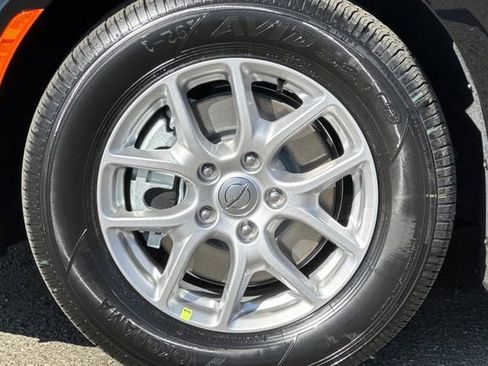 New 2025 Chrysler Voyager LX image 26