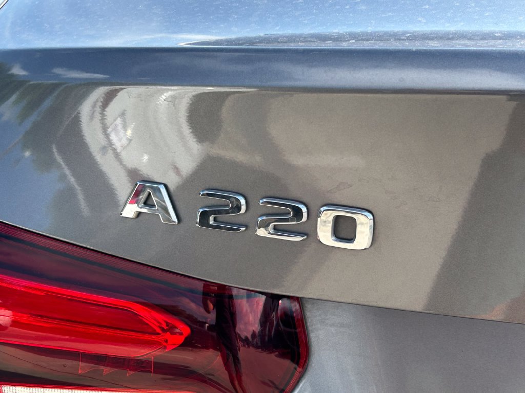 Used 2022 Mercedes-Benz A 220 image 13