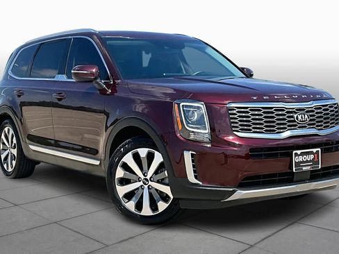 Used 2020 Kia Telluride EX w/ EX Premium Package image 3