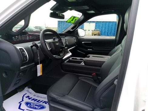 New 2026 Ford Expedition Platinum w/ Stealth Appearance Package image 6