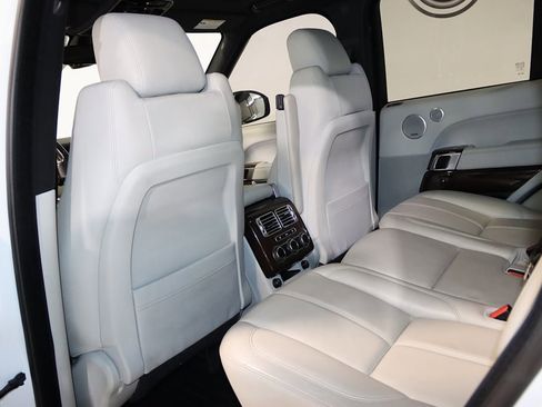 Used 2015 Land Rover Range Rover image 58