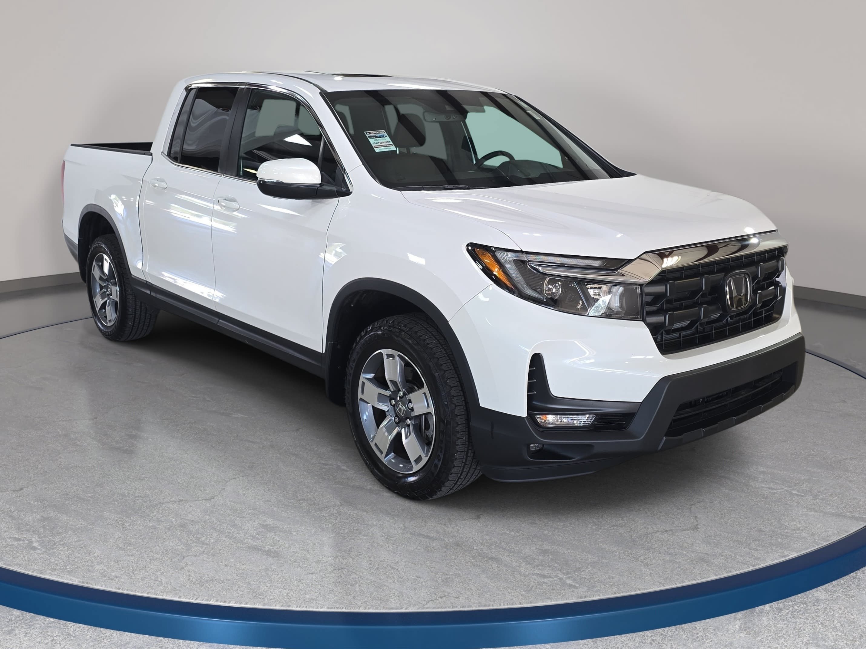 Used 2025 Honda Ridgeline RTL image 4