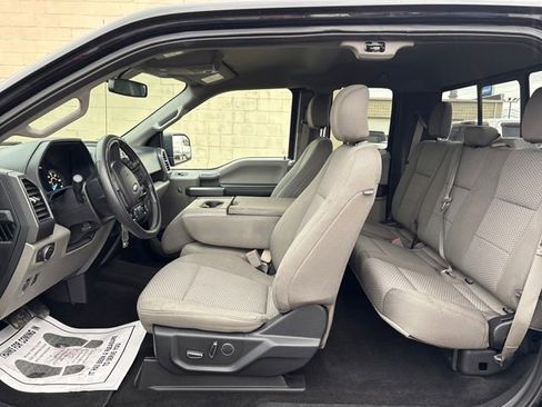 Used 2018 Ford F150 XLT w/ Equipment Group 302A Luxury image 10