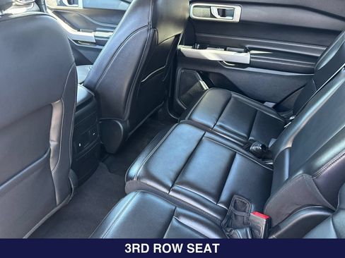 Certified 2023 Ford Explorer XLT w/ Equipment Group 202A AWD/4WD image 14