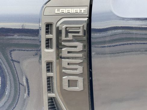 Used 2024 Ford F250 Lariat w/ Sport Appearance Package AWD/4WD image 10