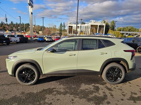 New 2026 Chevrolet Trax ACTIV w/ Sunroof Package image 8