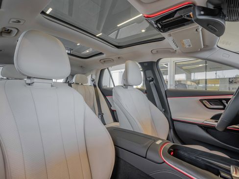 New 2026 Mercedes-Benz E 450 4MATIC All-Terrain Wagon image 32