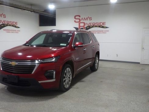 Used 2022 Chevrolet Traverse High Country w/ LPO, Floor Liner Package image 1