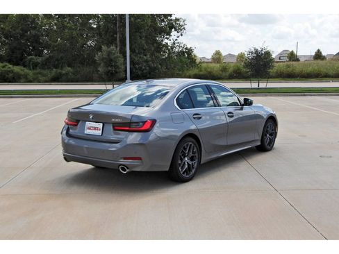 Used 2026 BMW 330i xDrive Sedan AWD/4WD image 6