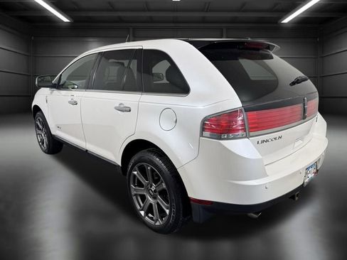 Used 2010 Lincoln MKX AWD image 4
