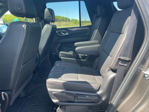 Used 2021 Chevrolet Tahoe RST w/ Luxury Package AWD/4WD image 29