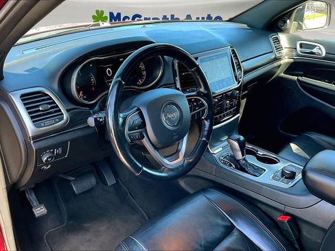 Used 2022 Jeep Grand Cherokee Limited image 17