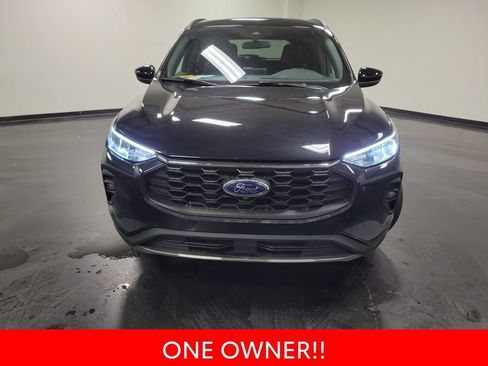Used 2025 Ford Escape ST-Line Select AWD/4WD image 3