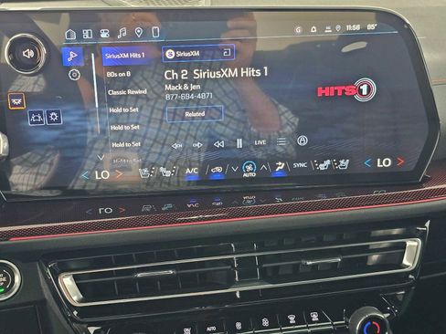 New 2026 Chevrolet Traverse RS w/ LPO, Floor Liner Package image 27