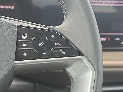 Certified 2025 Audi Q5 Premium Plus w/ Premium Plus AWD/4WD image 13