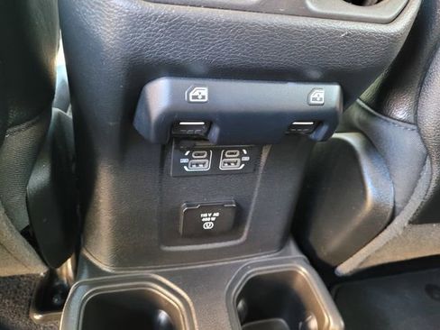 Certified 2023 Jeep Gladiator Mojave w/ Cold Weather Group AWD/4WD image 11