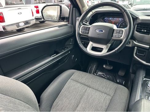 Certified 2022 Ford Expedition XLT image 13