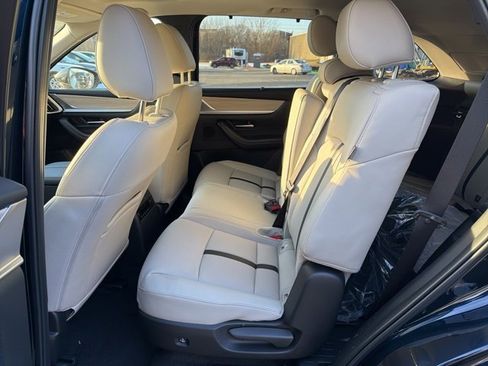 New 2026 MAZDA CX-90 3.3 Turbo w/ Preferred Package image 8