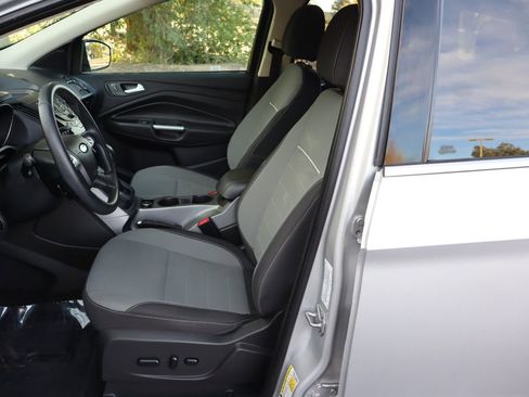 Used 2014 Ford Escape SE image 19