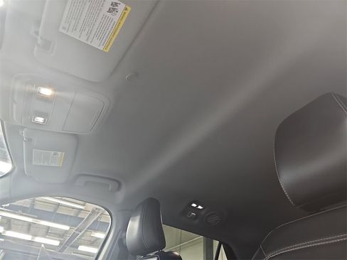 Used 2023 Ford Explorer XLT w/ Equipment Group 202A image 30