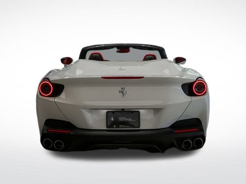 Used 2020 Ferrari Portofino image 4