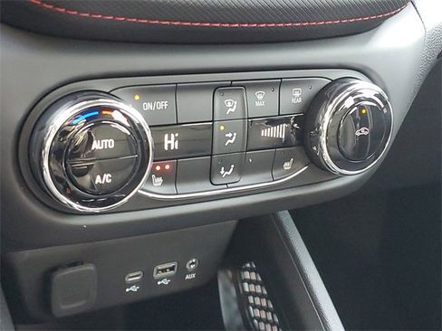 Certified 2023 Chevrolet TrailBlazer RS w/ Convenience Package image 28