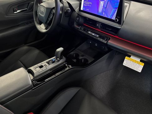 New 2026 Toyota Prius Plug-In Hybrid FWD image 19