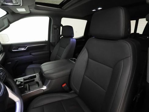 Used 2024 GMC Sierra 1500 SLT w/ SLT Premium Plus Package image 11