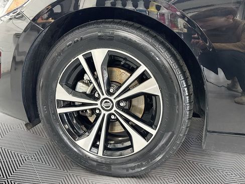 Used 2023 Nissan Sentra SV image 32