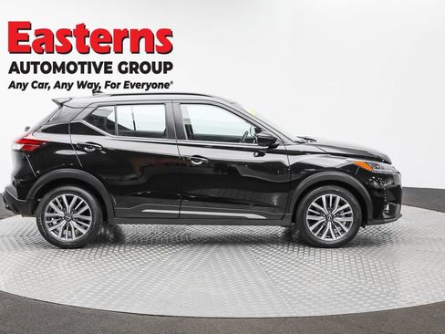 Used 2024 Nissan Kicks SR FWD image 4