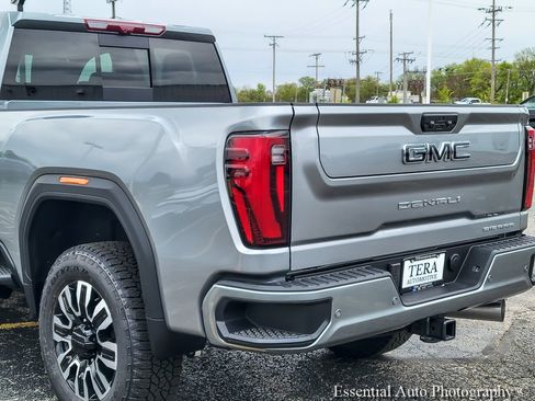 New 2026 GMC Sierra 2500 Denali Ultimate AWD/4WD image 6