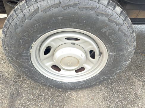 Used 2016 Ford F250 XL w/ Power Equipment Group image 26