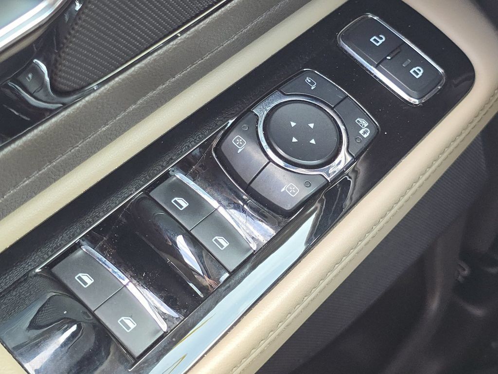 Used 2022 Lincoln Aviator Reserve w/ Equipment Group 201A AWD/4WD image 26
