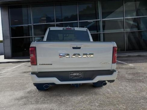 New 2026 RAM 1500 Laramie AWD/4WD image 33