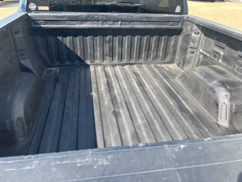 Used 2020 Chevrolet Silverado 1500 LT w/ Convenience Package AWD/4WD image 6
