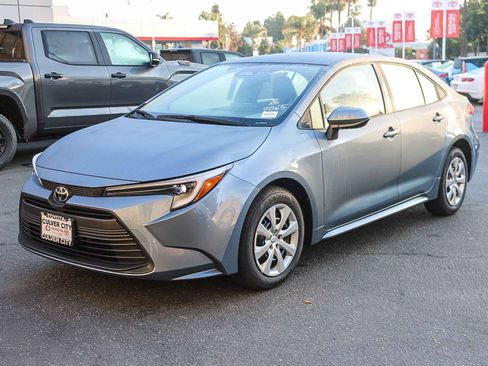 New 2026 Toyota Corolla LE image 3
