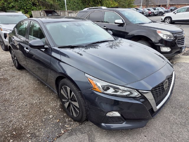 Used 2022 Nissan Altima 2.5 SV FWD image 3