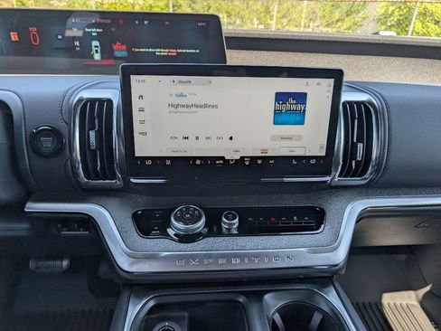 New 2026 Ford Expedition Tremor image 14