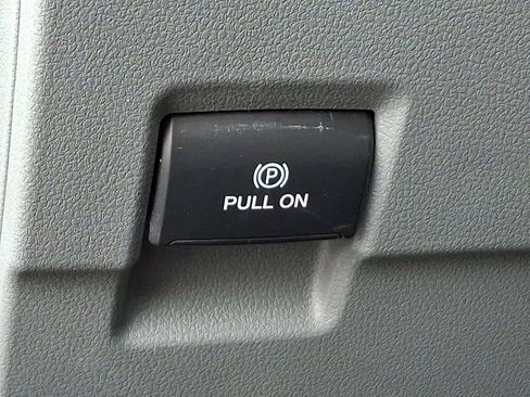 Certified 2025 Ford F250 XLT w/ Snow Plow Prep Package image 27