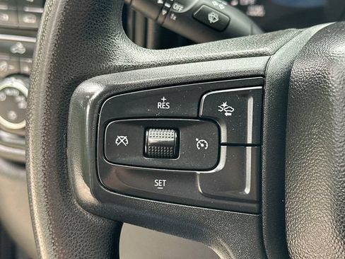 Used 2023 Chevrolet Silverado 1500 Custom AWD/4WD image 28