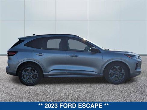 Used 2023 Ford Escape ST-Line w/ Equipment Group 301A FWD image 6