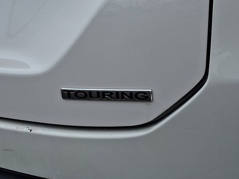 Certified 2023 Honda Pilot Touring image 31