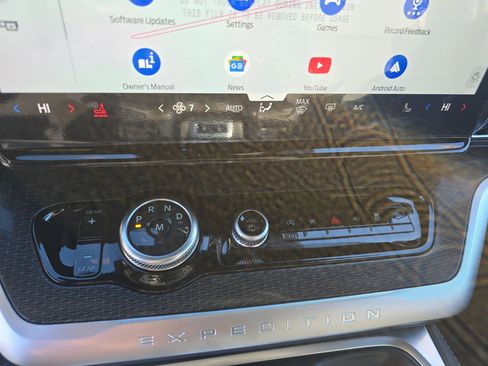 New 2026 Ford Expedition Max Platinum w/ Stealth Appearance Package image 24