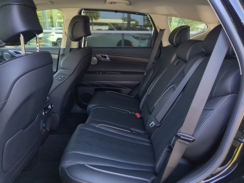 Used 2023 Genesis GV80 3.5T Advanced + w/ Advanced Package image 15