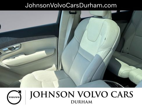 Used 2023 Volvo XC90 B6 Plus AWD/4WD image 25