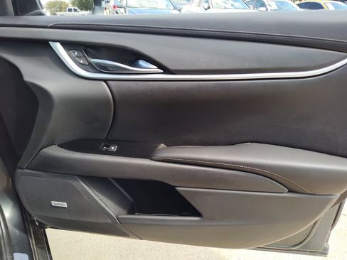 Used 2019 Cadillac XTS FWD image 32